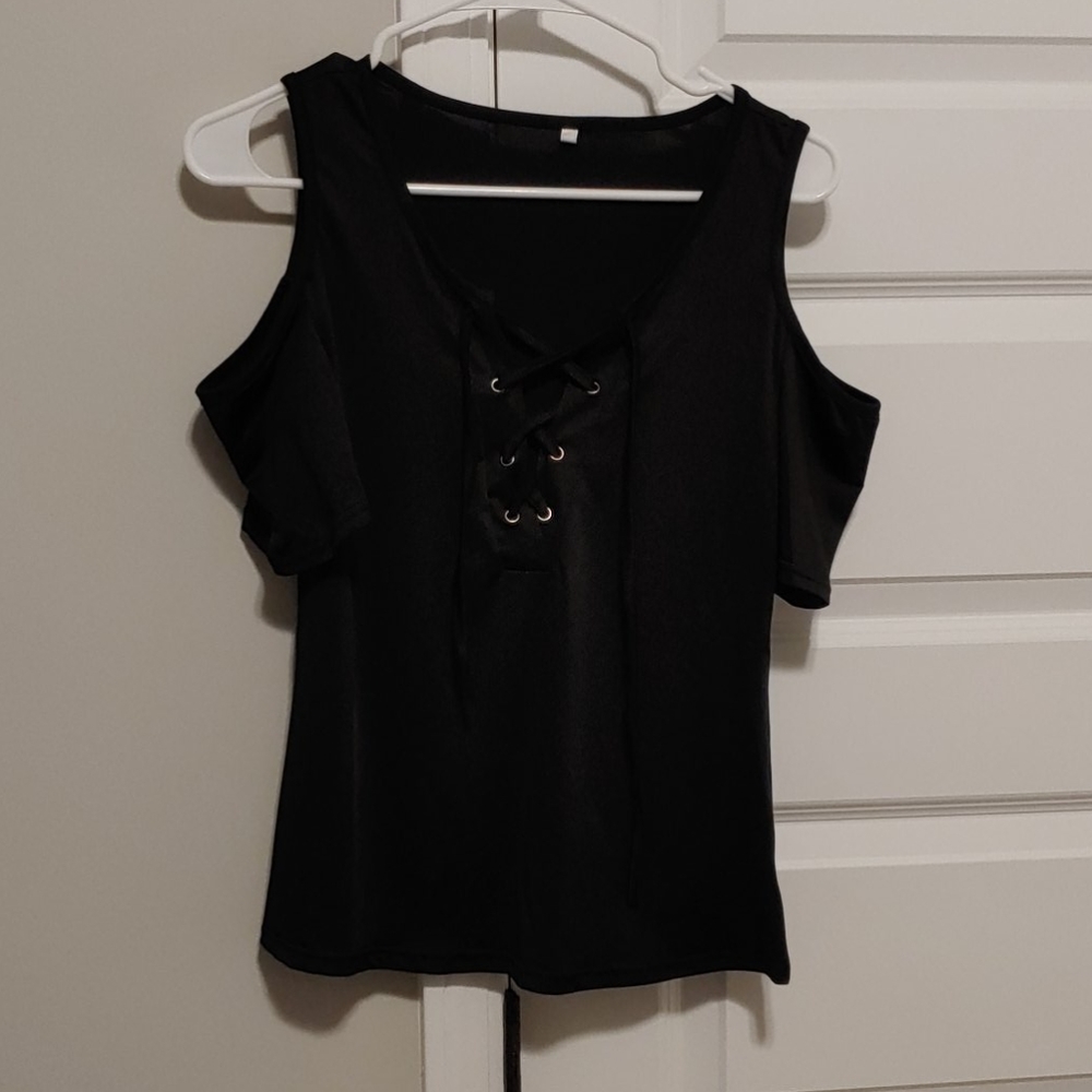 Black shirt